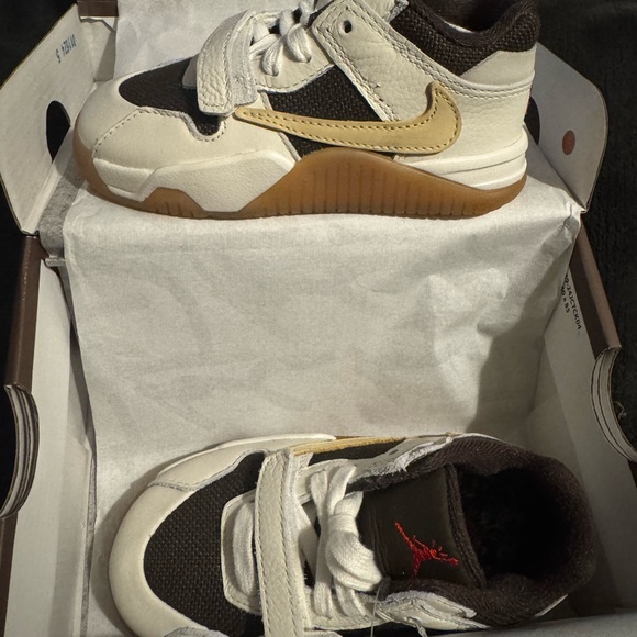 Travis Scott Jordan Jumpman Jack TR - Picture 3 of 6